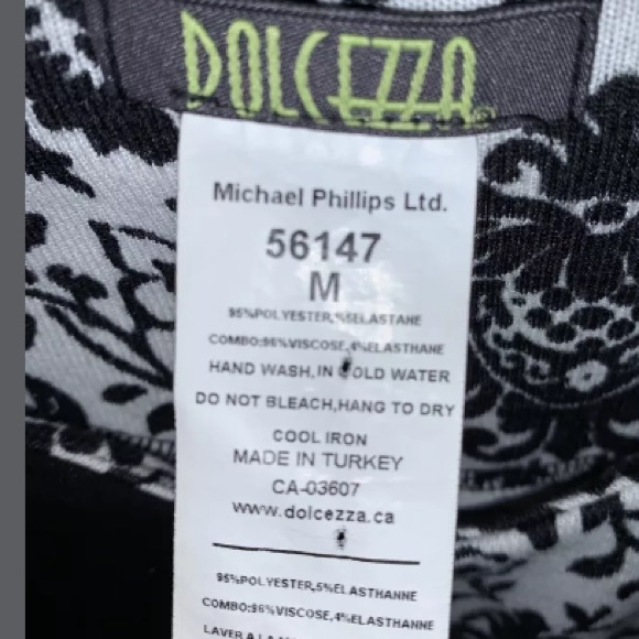 Ladies Black And White Sweater, Size Medium - Picture 3 of 3